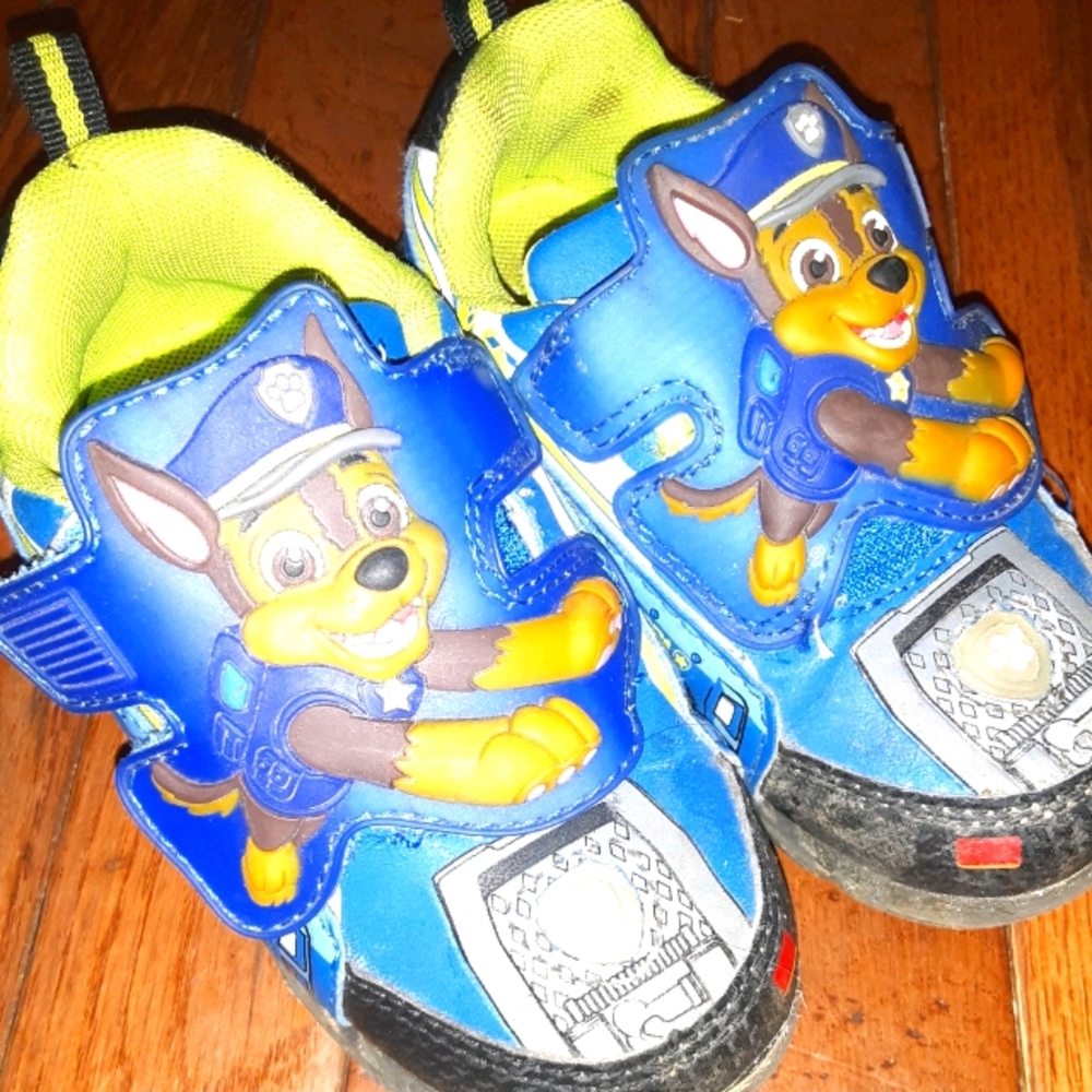 Toddler shoes
